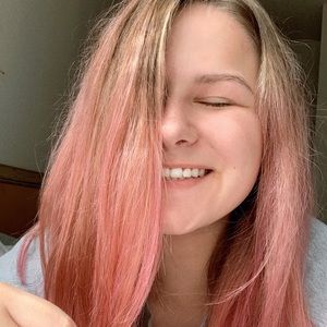 Meet your Posher, Emma